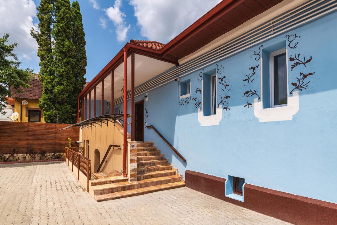 Nikolas Haus Брашов Экстерьер фото