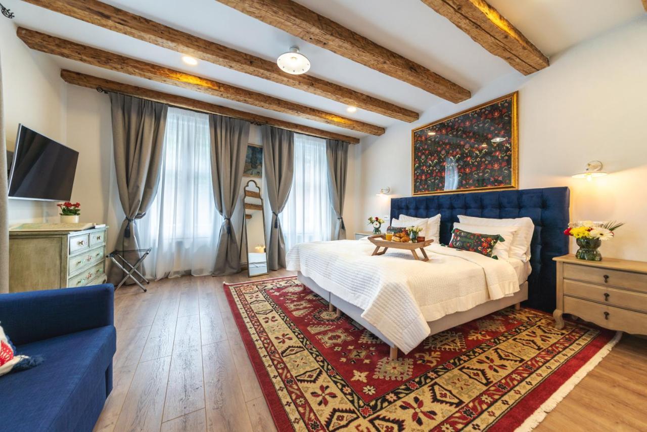 Nikolas Haus Брашов Экстерьер фото